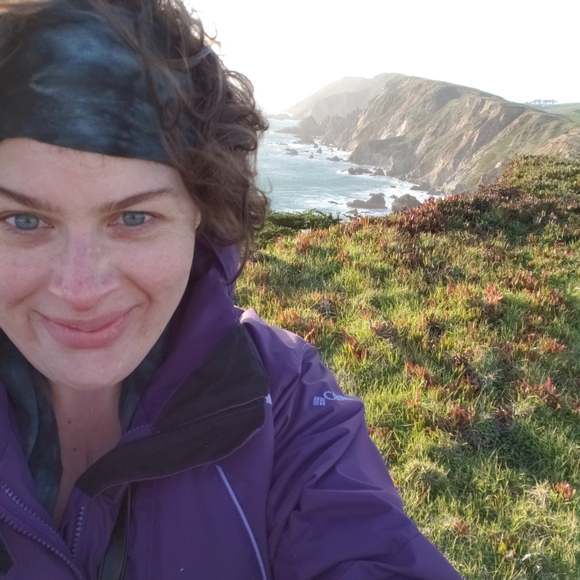 Meet your Posher, Amy - Picture 1 of 1